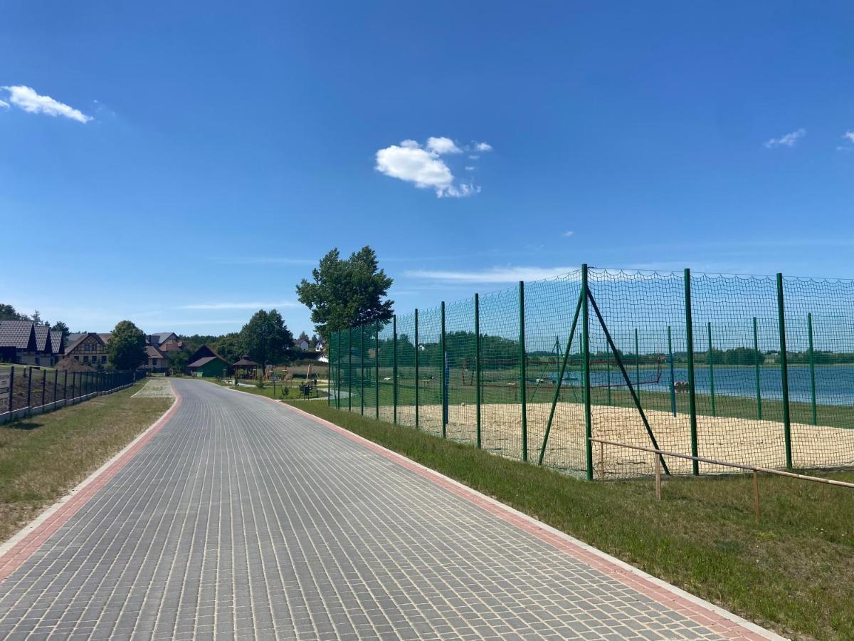 Domki U Zbyszka Nad Jeziorem Z Balia Ogrodowa! Kiedrowice Exterior photo